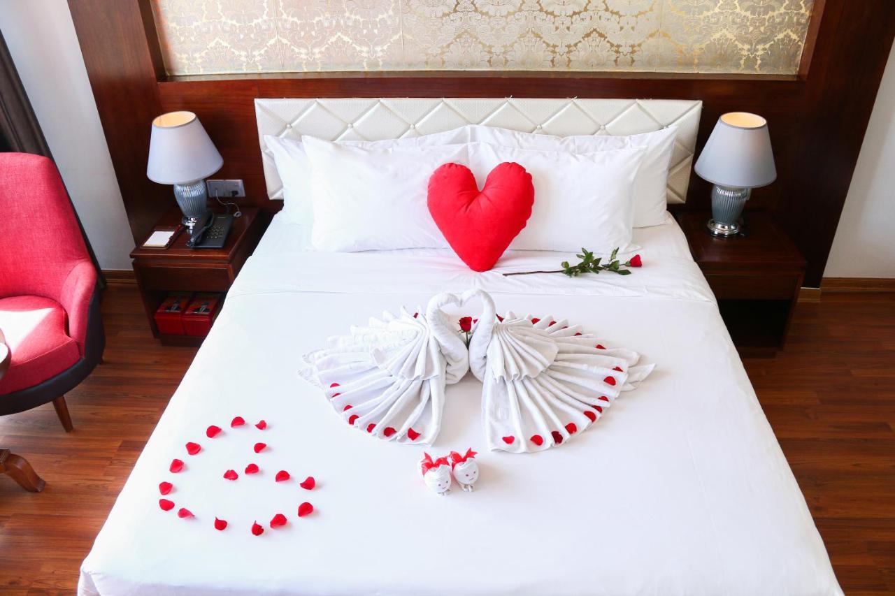 Le Hoang Beach Hotel Danang Extérieur photo