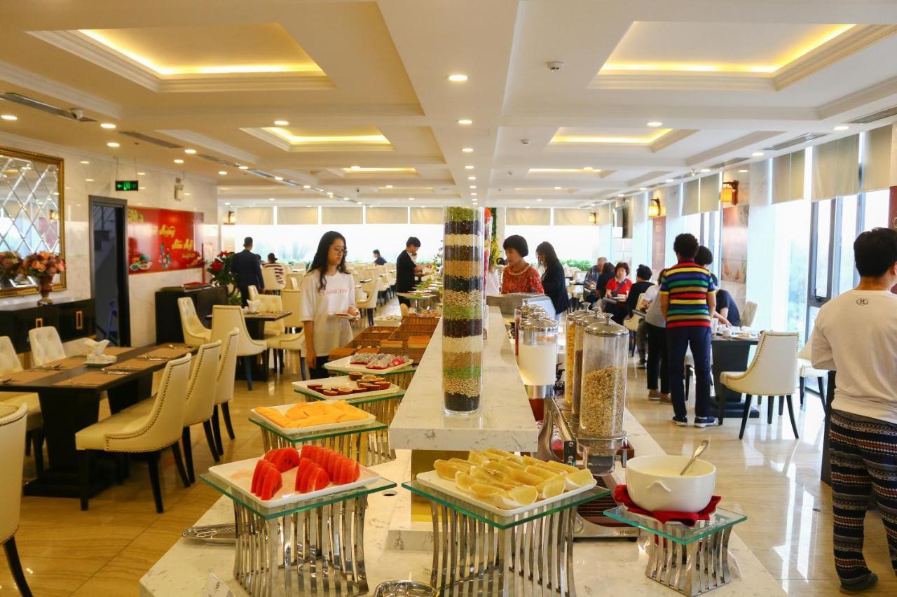 Le Hoang Beach Hotel Danang Extérieur photo